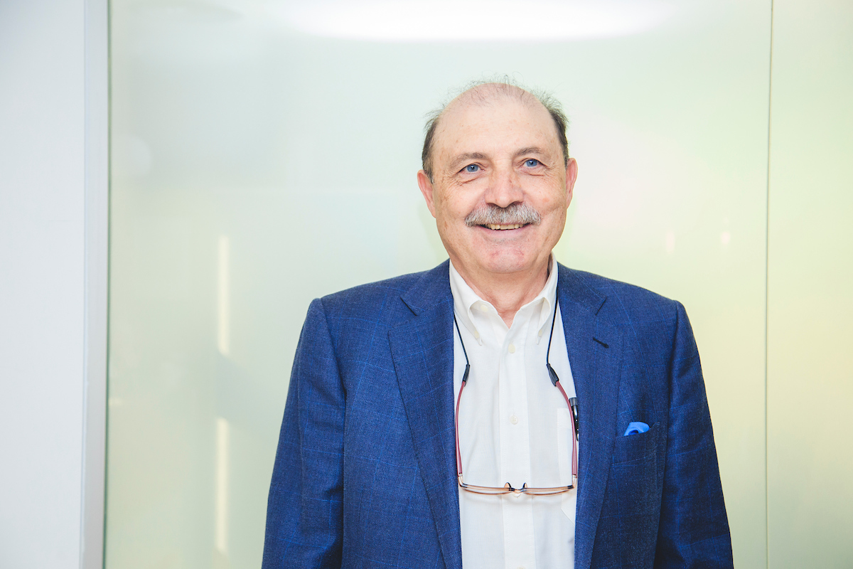 Testimonio- Abelardo-Implantes Dentales